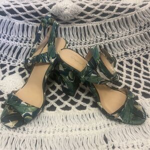 Qupid Multi Leaf Print Ankle Strap Heels